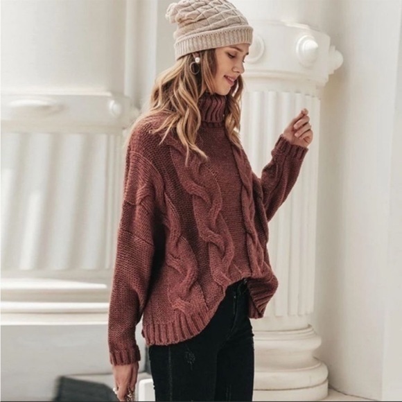 !SOLD!NWT Connoto | Oversized Turtleneck Knit Sweater | M/L - Picture 2 of 9